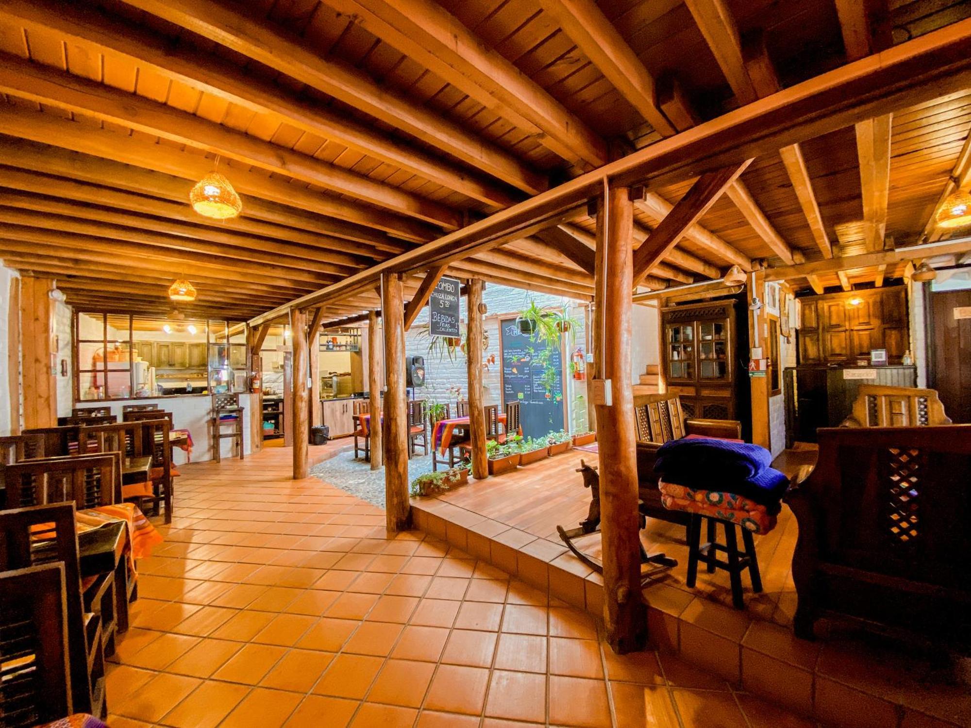 Chuza Longa Home Guamote Экстерьер фото
