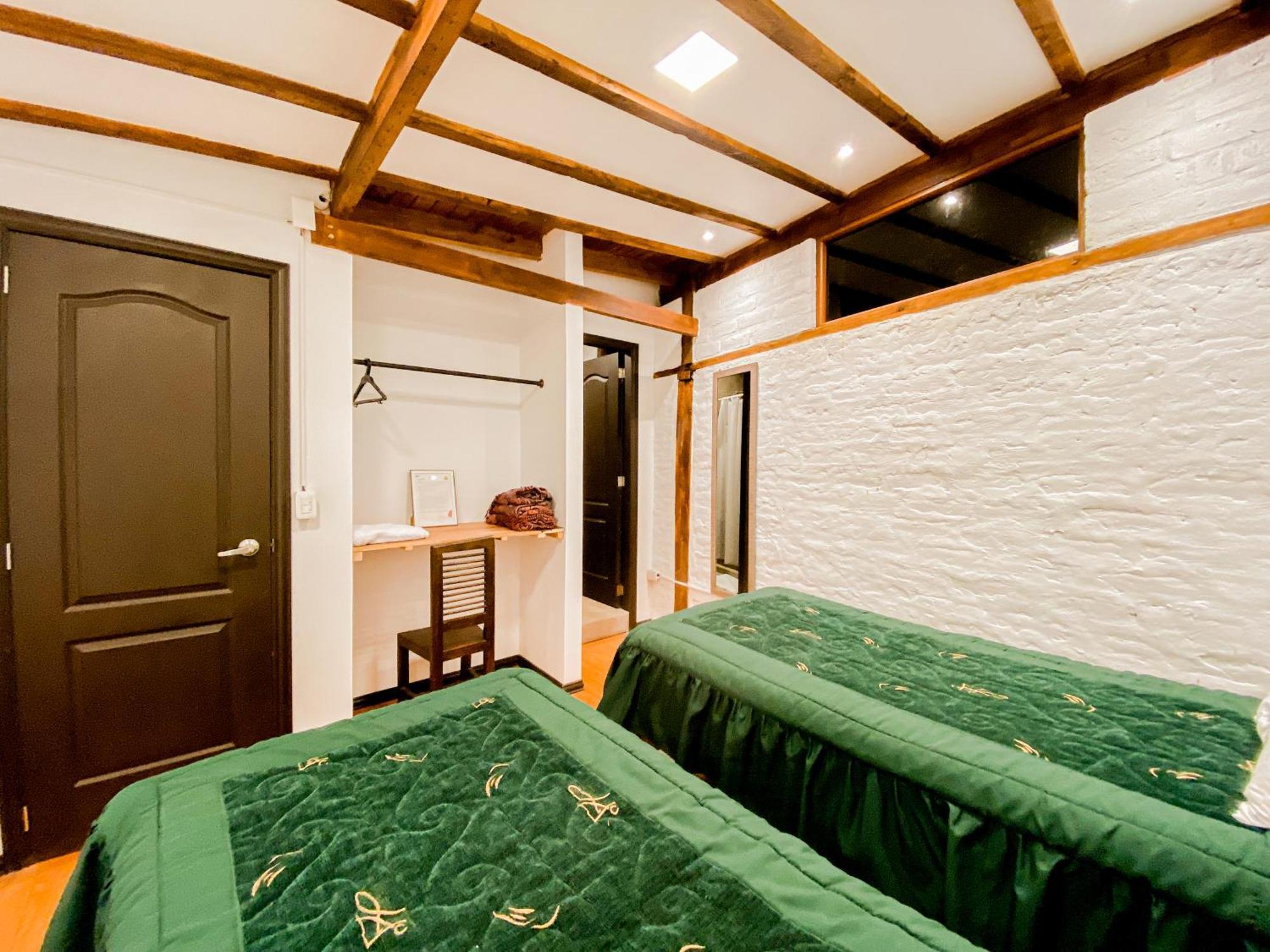 Chuza Longa Home Guamote Экстерьер фото