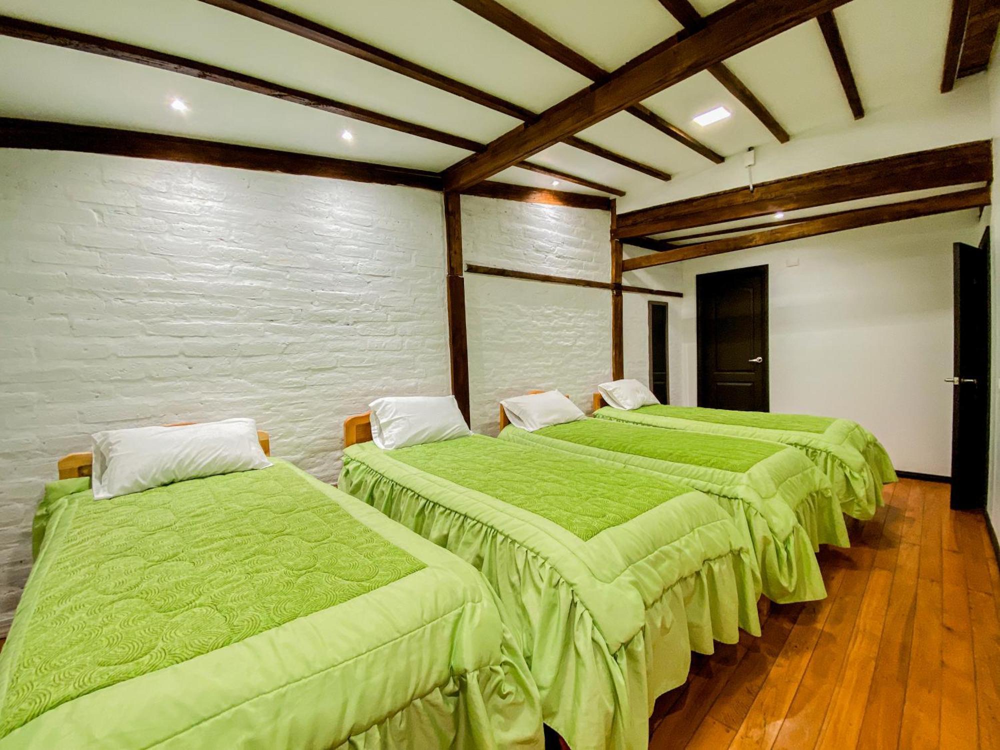 Chuza Longa Home Guamote Экстерьер фото