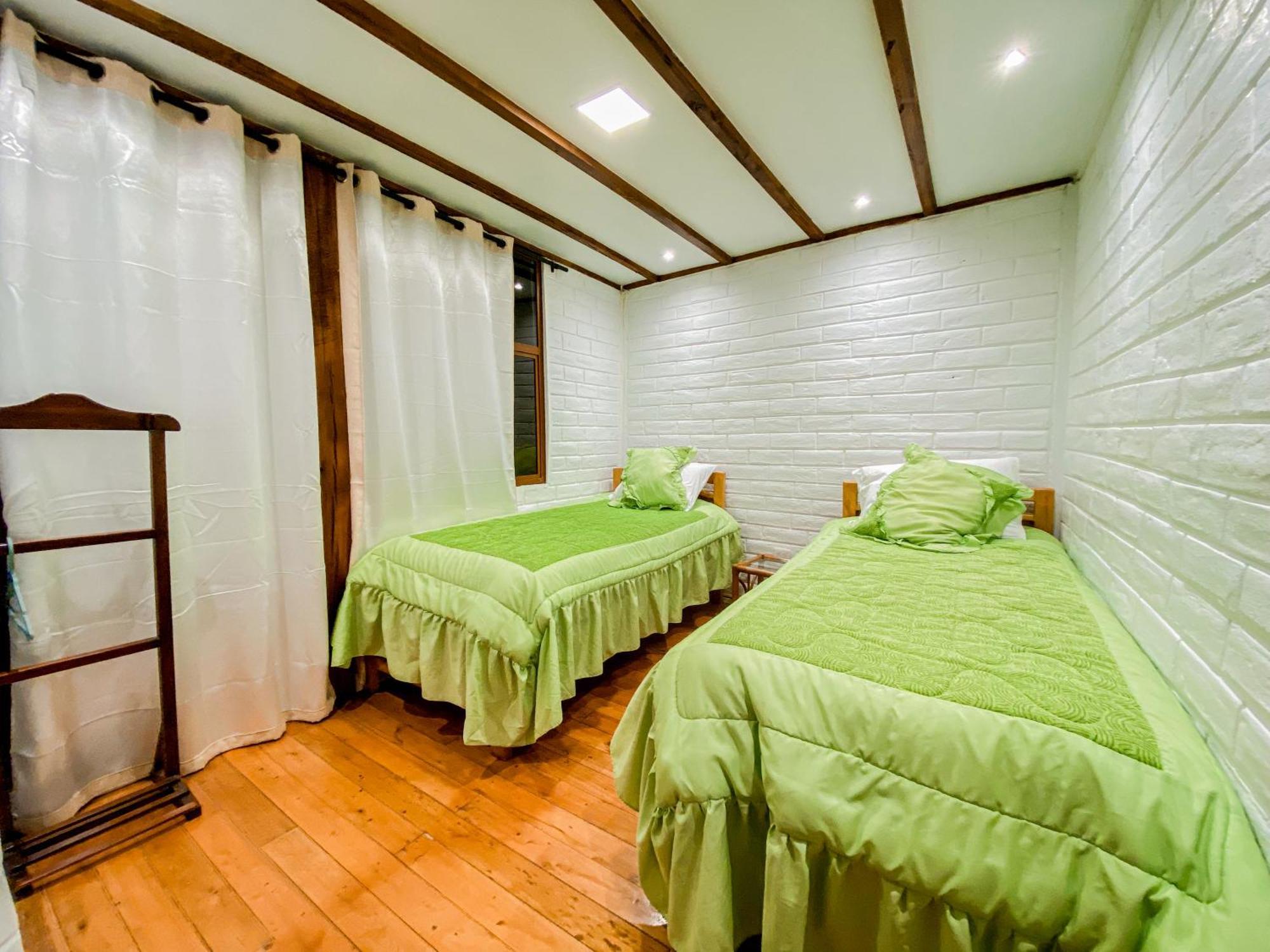 Chuza Longa Home Guamote Экстерьер фото