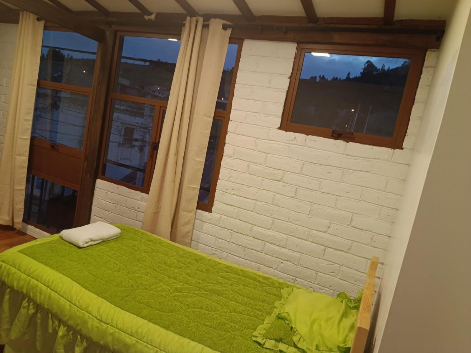 Chuza Longa Home Guamote Экстерьер фото